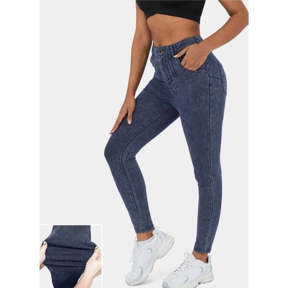 Halara HalaraMagic™ High Waisted Button Multiple Pockets Wash Stretchy Knit Deni - Picture 2 of 4